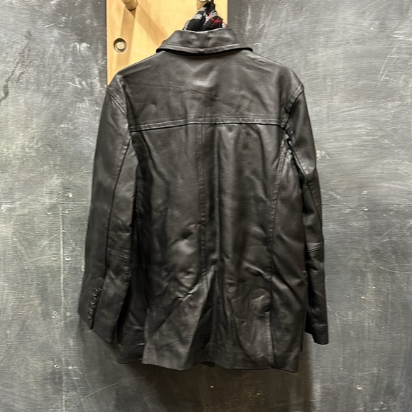 Leather Jacket - Picture 5 of 6